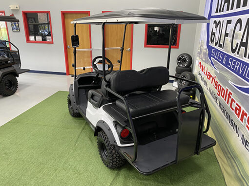 2025 Yamaha Drive 2 Adventurer Sport 2+2 Pearl Metallic 4-Passenger Vehicle - Image 5