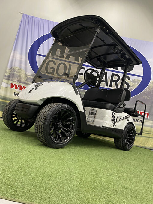2012 Yamaha Drive Custom White Sox's Roller 4-Passenger Vehicle - Image 3
