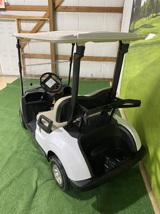 2017 Yamaha Drive 2 Fleet Glacier White Golf Car - Image 5