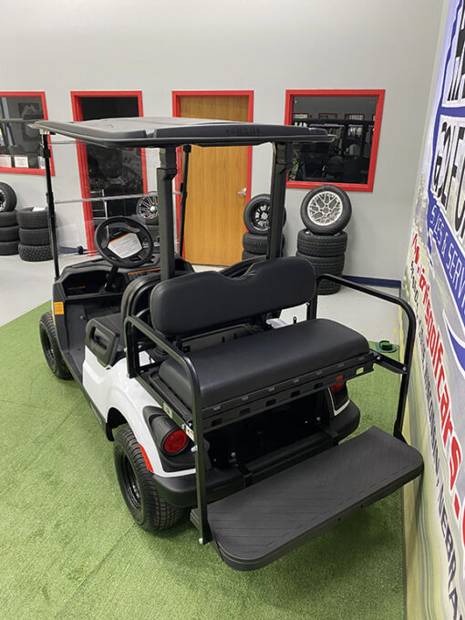 2024 Yamaha Drive 2 EFI PTV Glacier White 4-Passenger Vehicle - Image 5